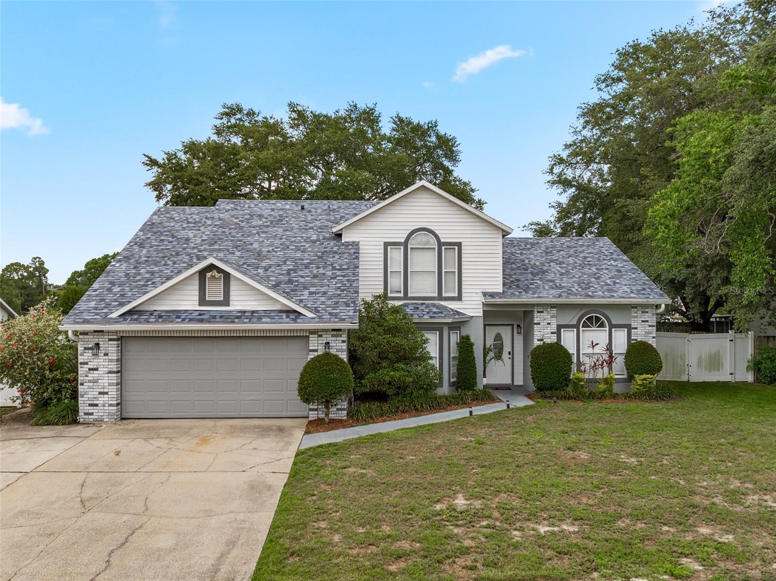 4236 PONDAPPLE DRIVE