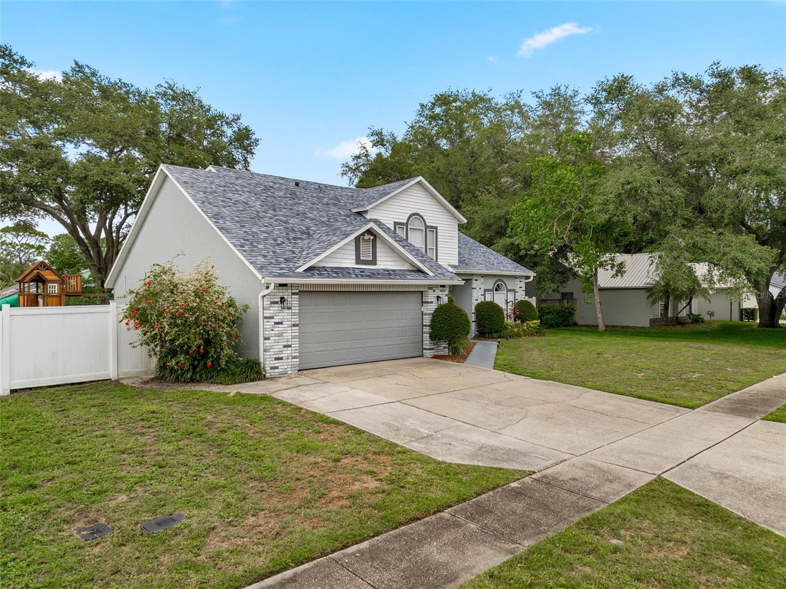 4236 PONDAPPLE DRIVE