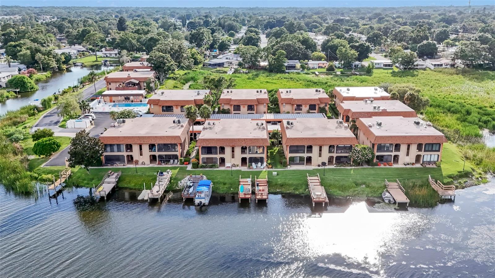 WILLOW POINT CONDO - Residential