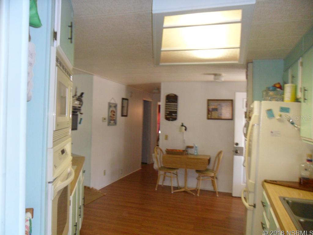 Laurelwood Mobile Estates Unit 01 - Residential