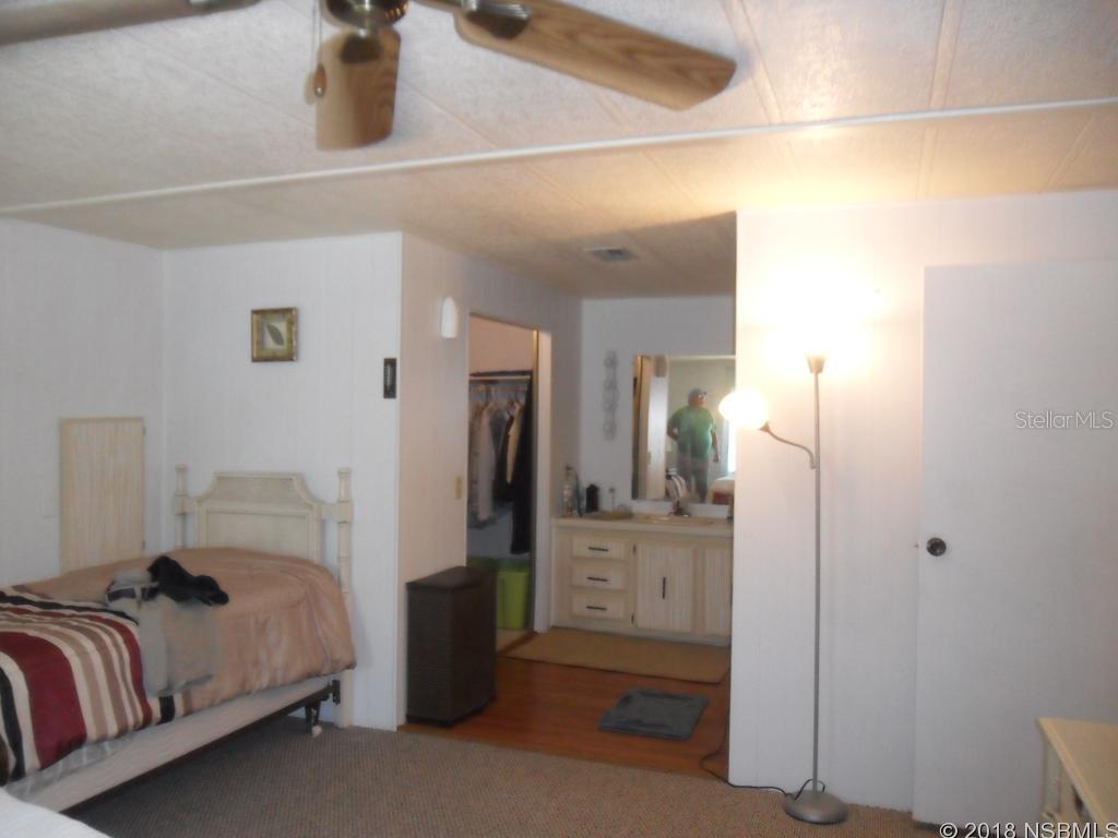 Laurelwood Mobile Estates Unit 01 - Residential