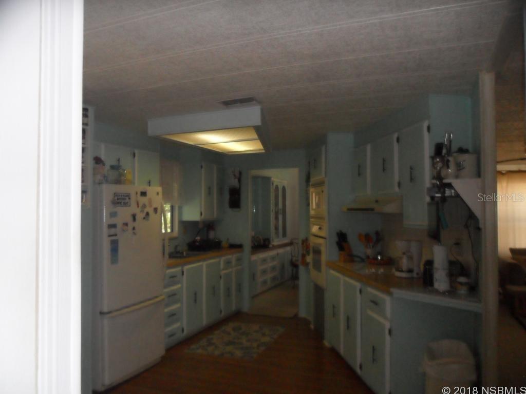 Laurelwood Mobile Estates Unit 01 - Residential