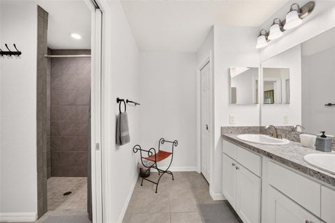 Tiny photo for 5074 NW 61st Avenue, Ocala, FL 34482 (MLS # OM734581)