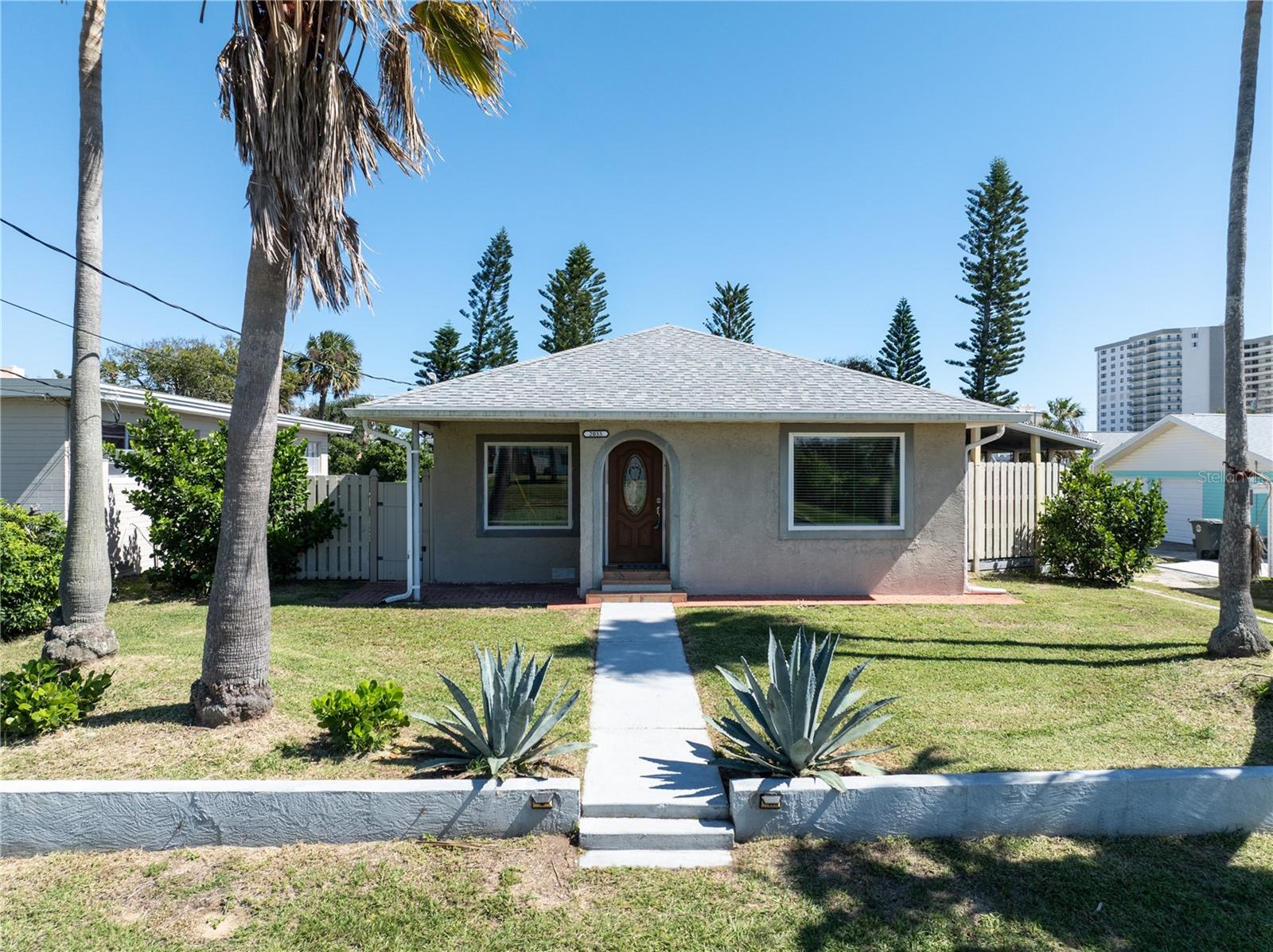 2035 BLAIS AVENUE