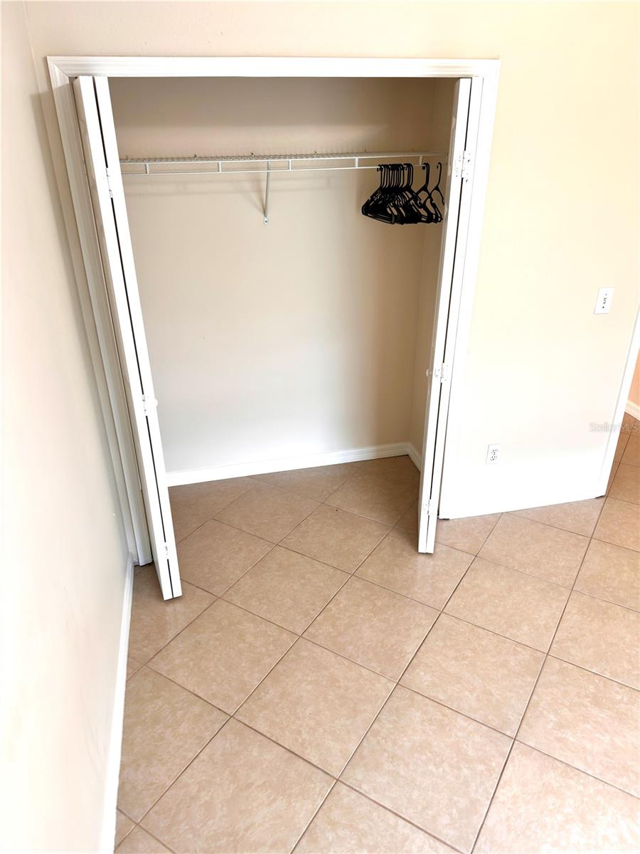 LEGACY PARK PH 01 - Residential Lease