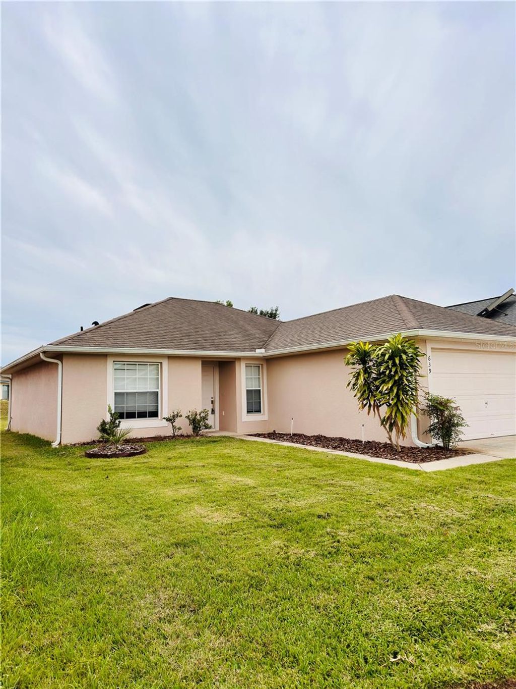 Photo of 639 Cheshire Way, Davenport, FL 33897 (MLS # P4937546)