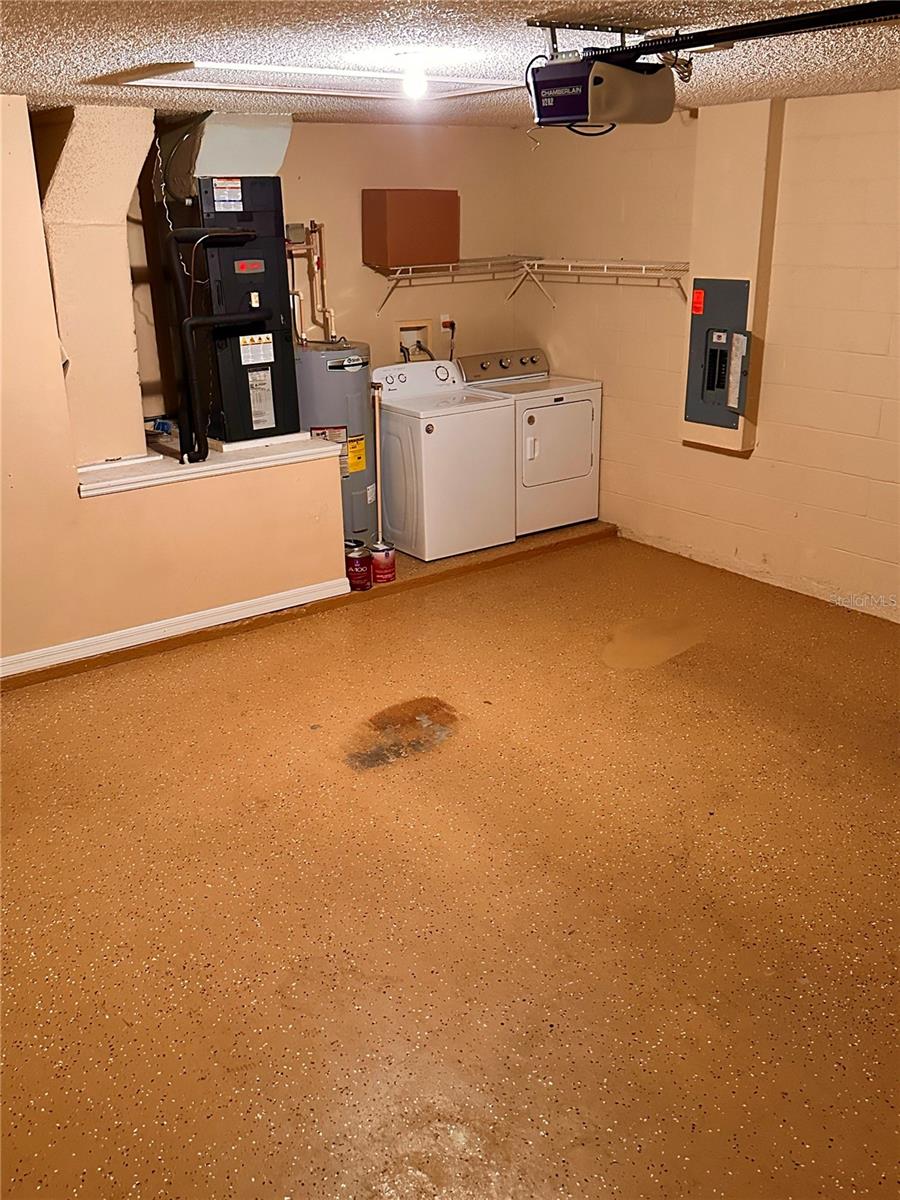 LEGACY PARK PH 01 - Residential Lease