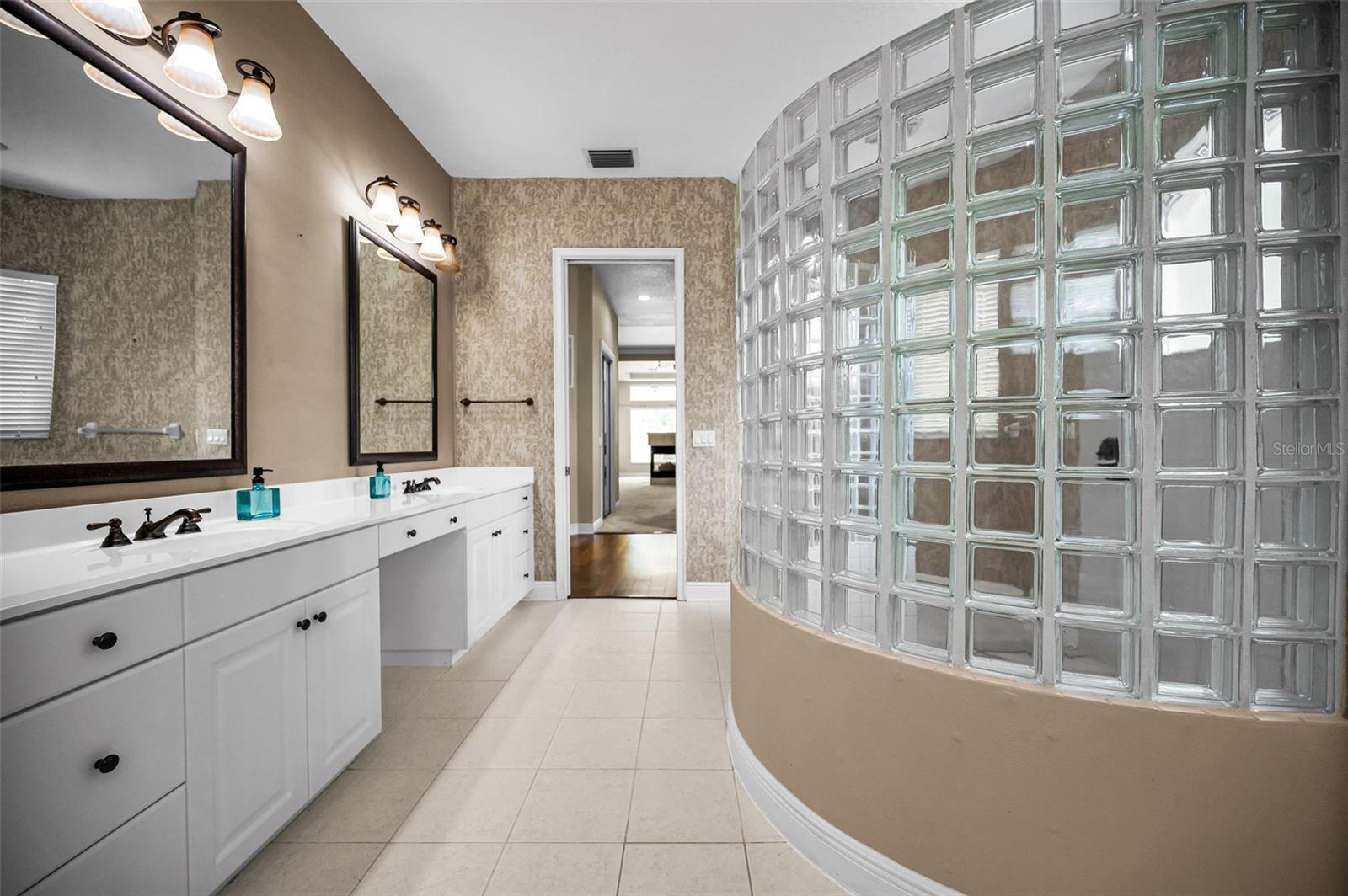 TURTLE CREEK UNIT-THREE - Residential