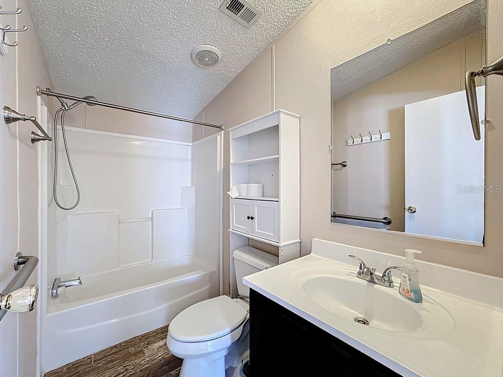 BRUSSELS BOY PH I & II - Residential