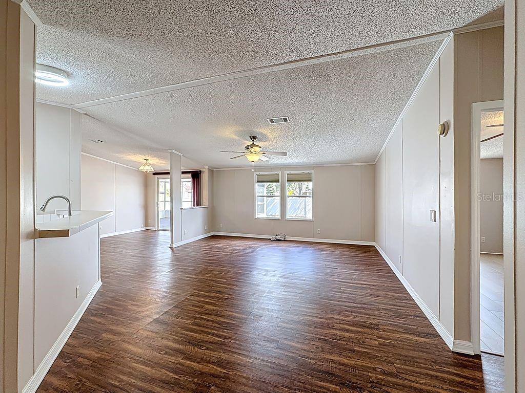 BRUSSELS BOY PH I & II - Residential