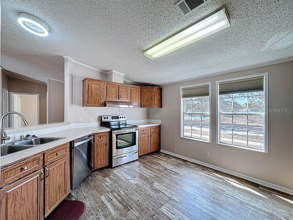 BRUSSELS BOY PH I & II - Residential