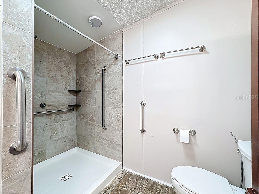 BRUSSELS BOY PH I & II - Residential