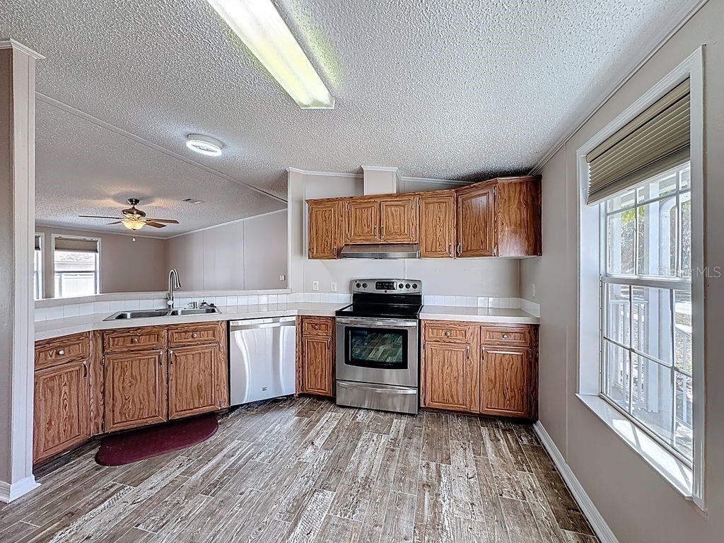 BRUSSELS BOY PH I & II - Residential