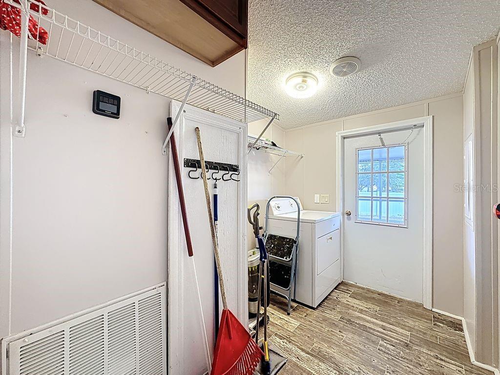 BRUSSELS BOY PH I & II - Residential