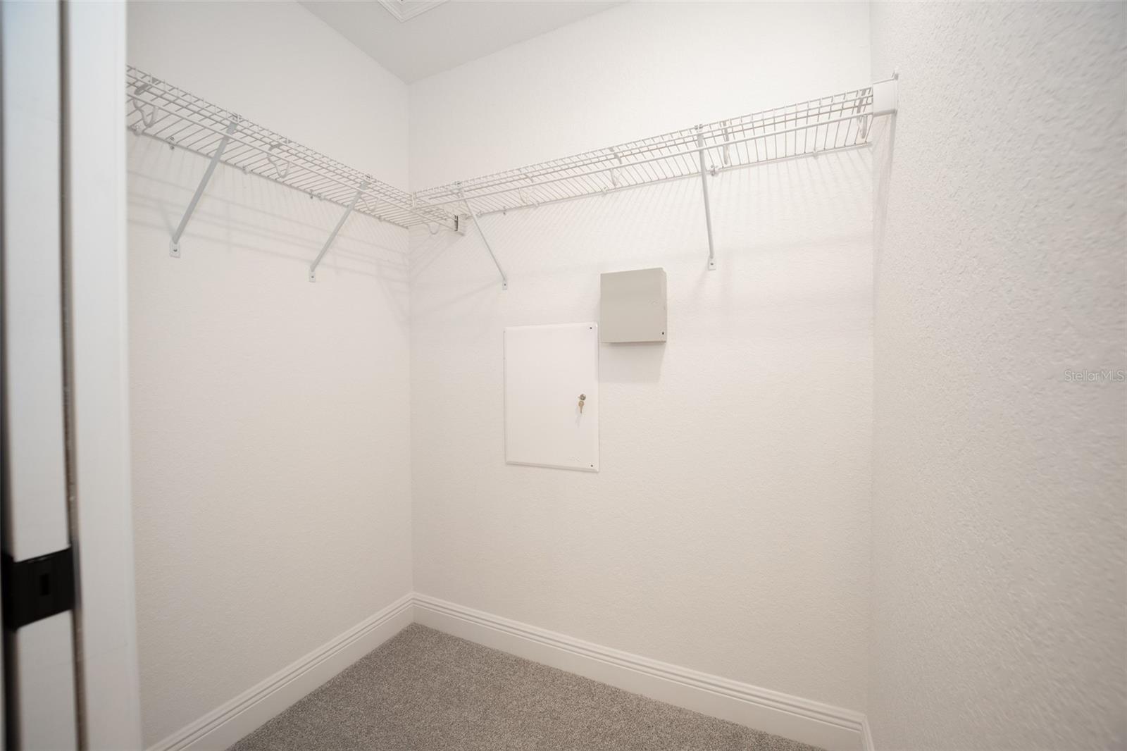 ORANGE BLOSSOM UN 5 - Residential Lease