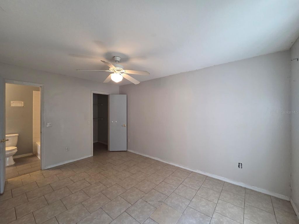 Photo of 609 Caribbean Dr #B, Davenport, FL 33897 (MLS # S5145619)
