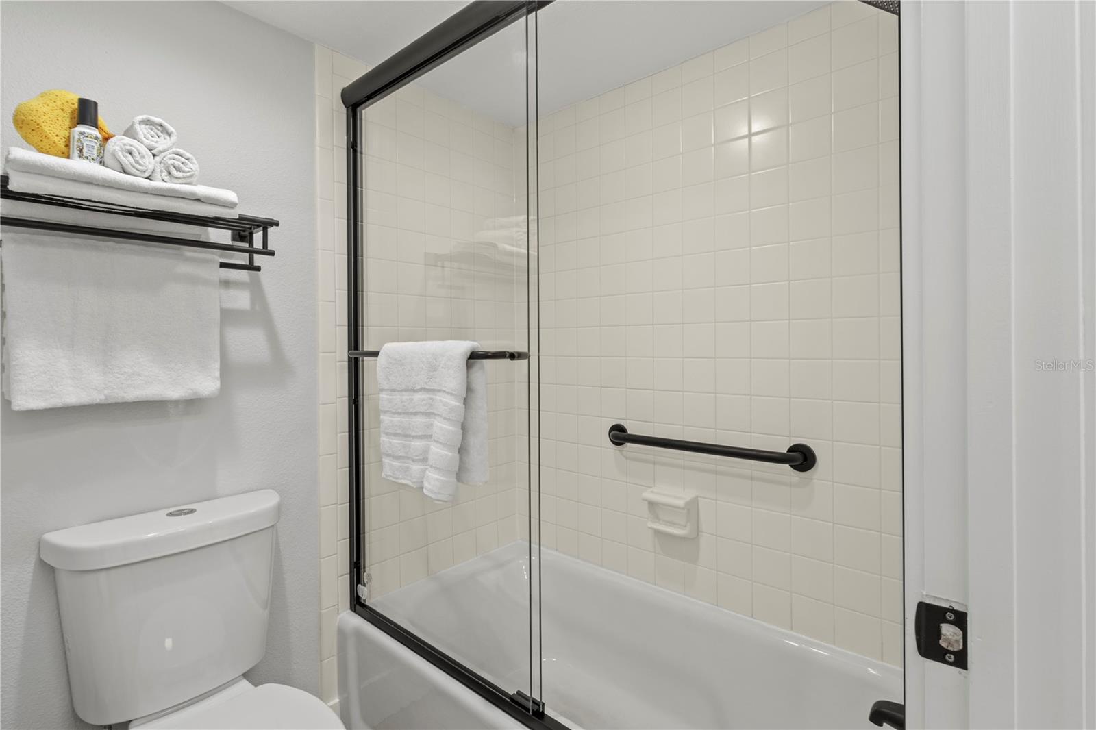 BAYPORT BCH & TEN PH B - Residential Lease