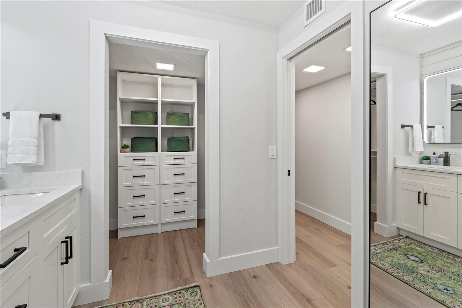 BAYPORT BCH & TEN PH B - Residential Lease