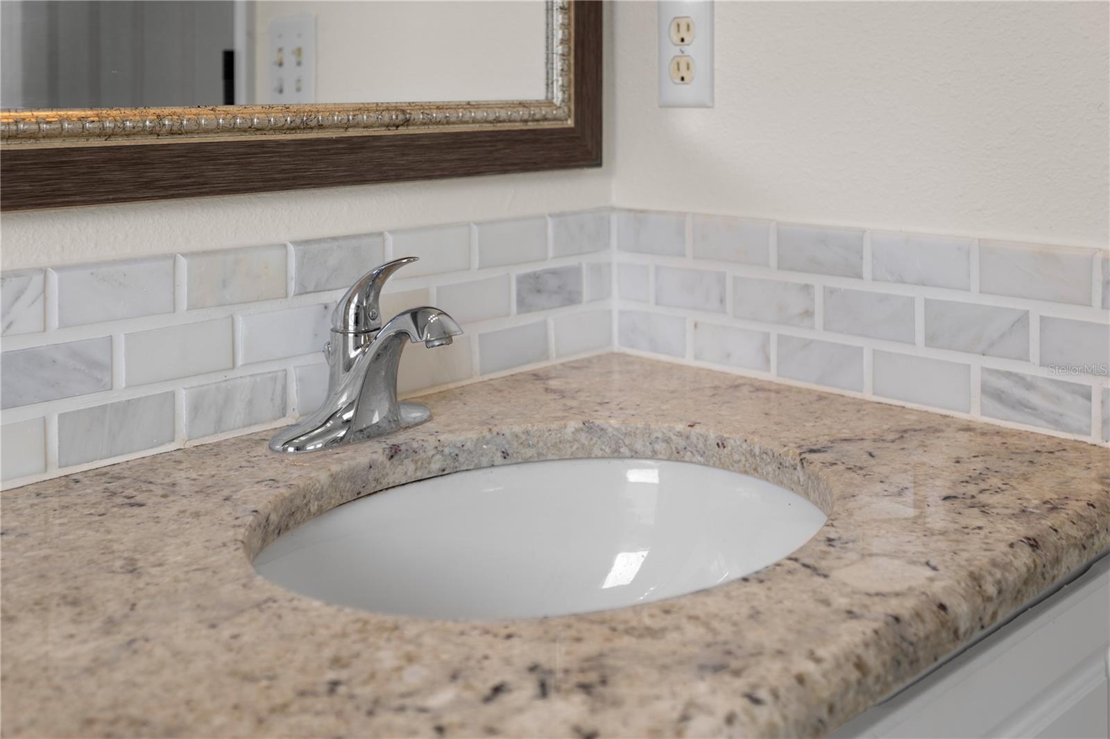 VISTAS AT LAKE HOWELL - Residential Lease