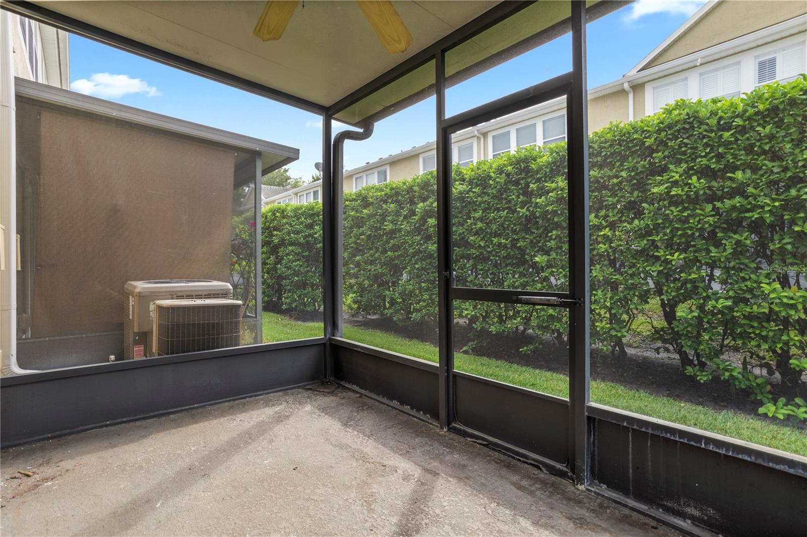 VISTAS AT LAKE HOWELL - Residential Lease