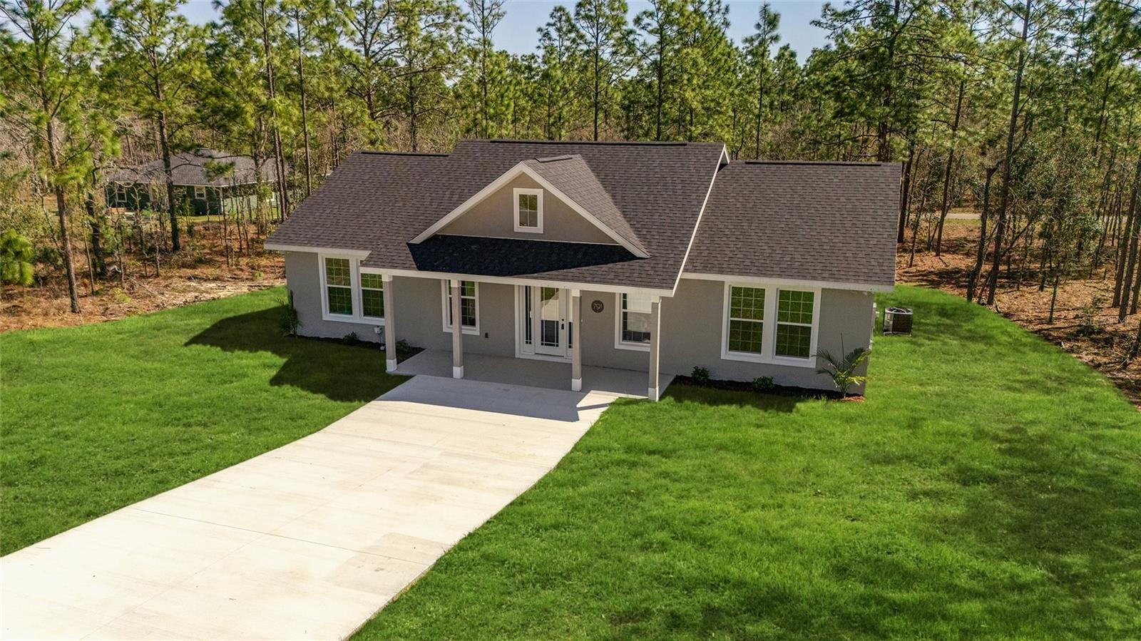 WILLISTON HYLNDS GOLF & C CLUB ESTATE - Residential Lease