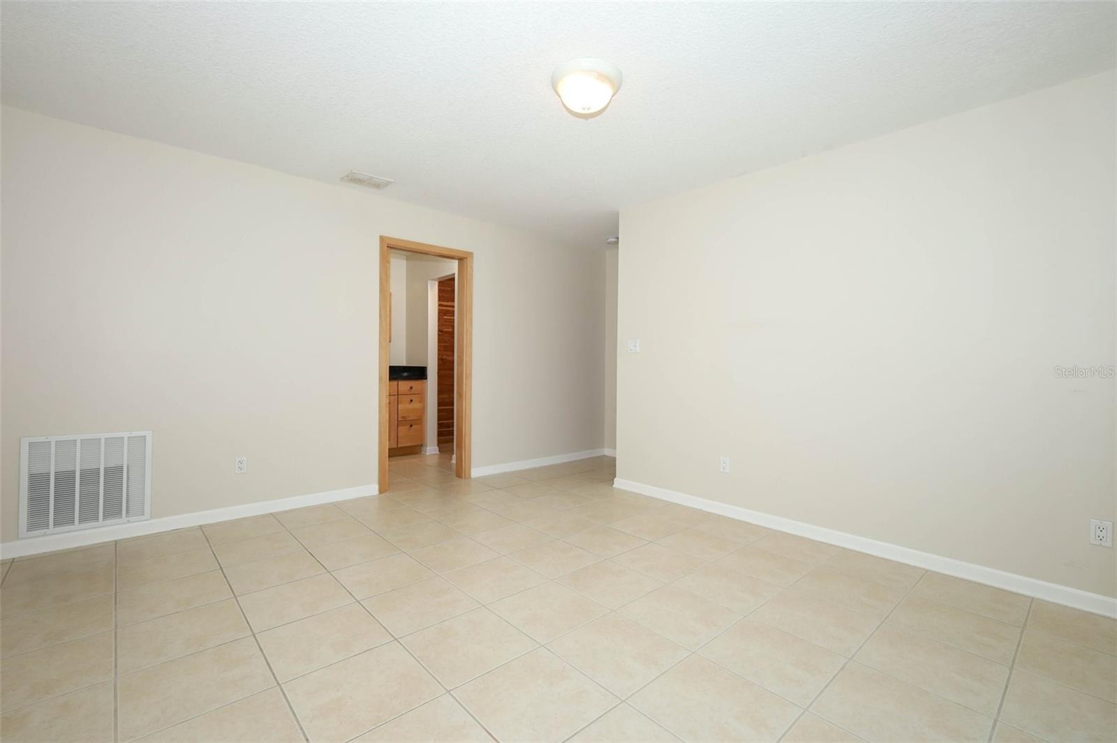 LAKE RIDGE VILLAGE - Residential