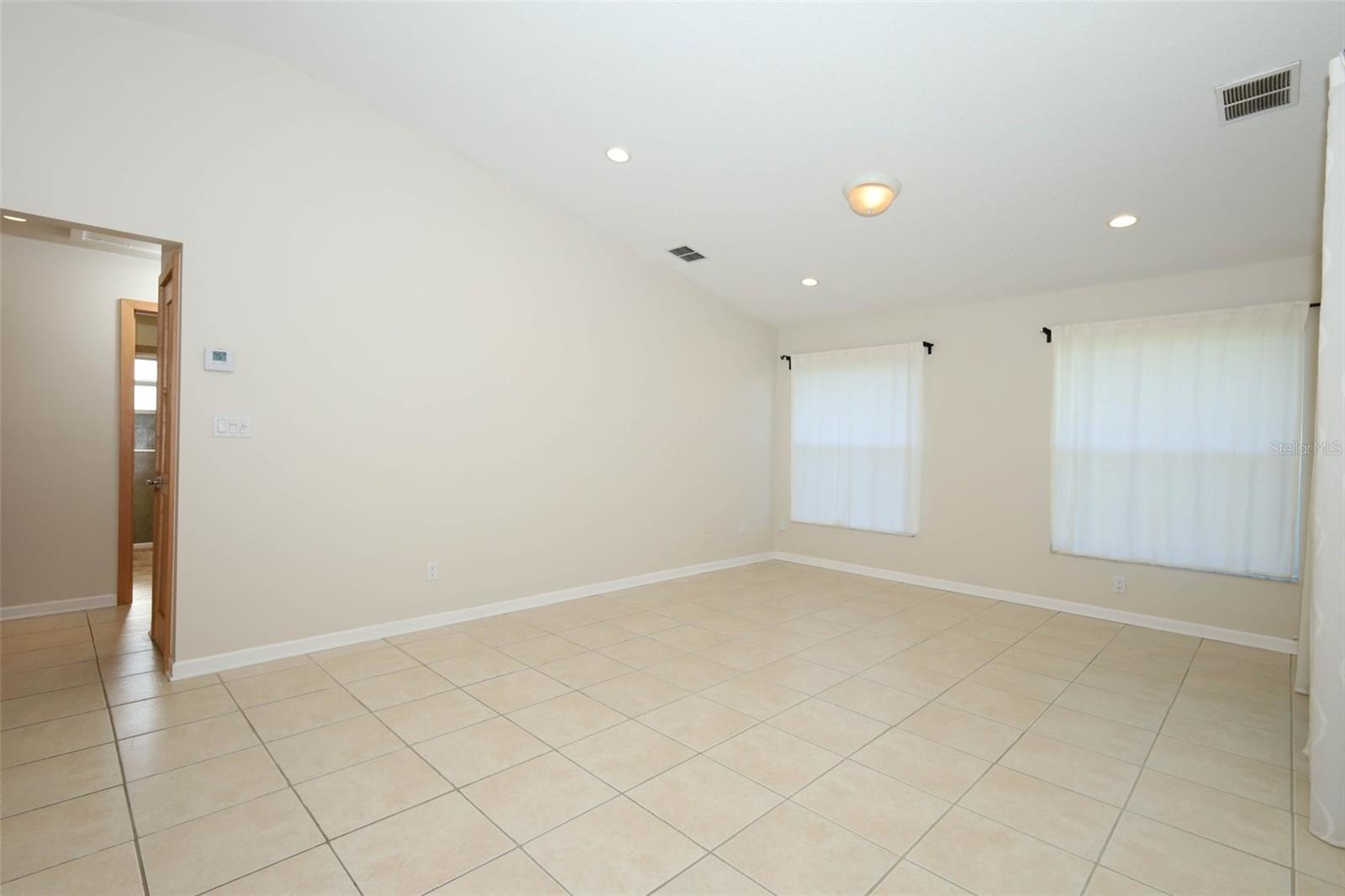 LAKE RIDGE VILLAGE - Residential