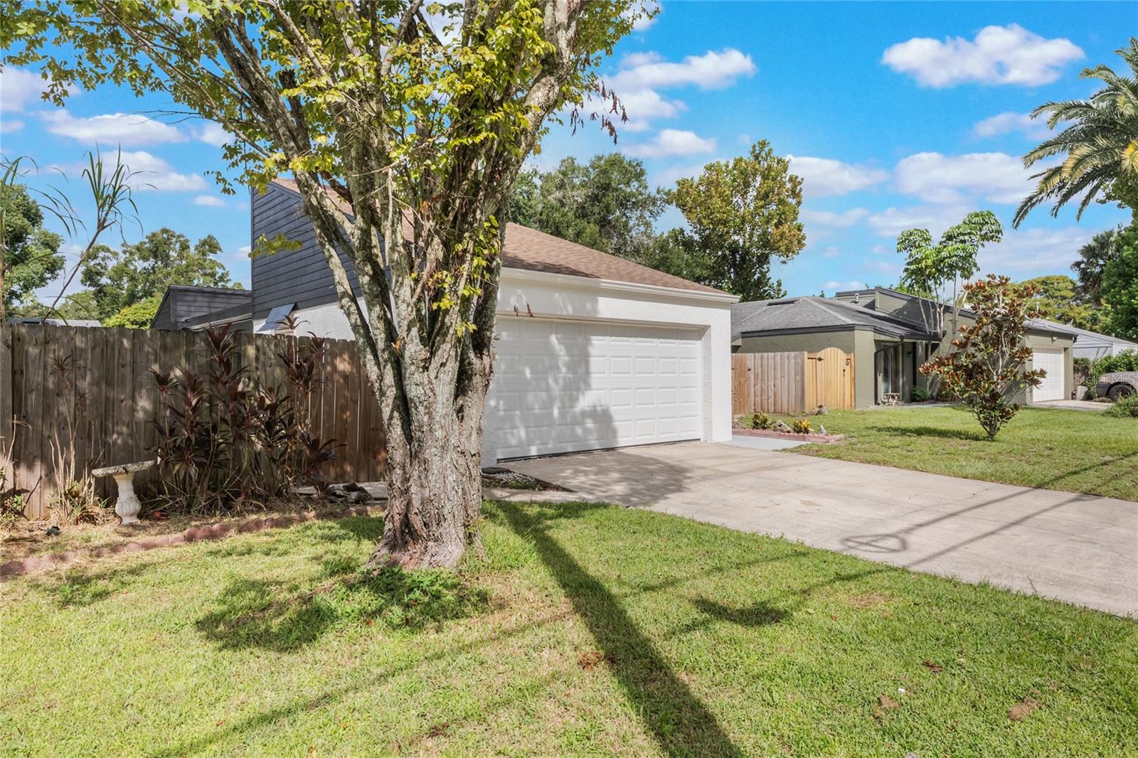 212 S MOSS ROAD