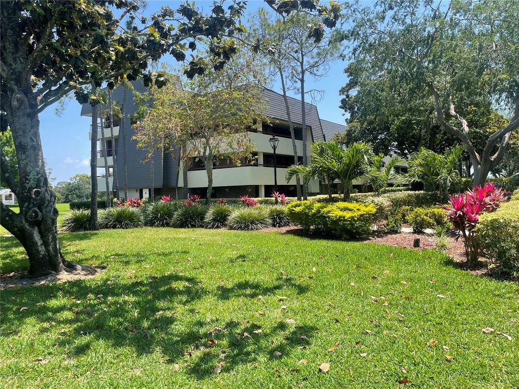 Photo of 36750 Us Highway 19 N #15-308, Palm Harbor, FL 34684 (MLS # TB8452198)