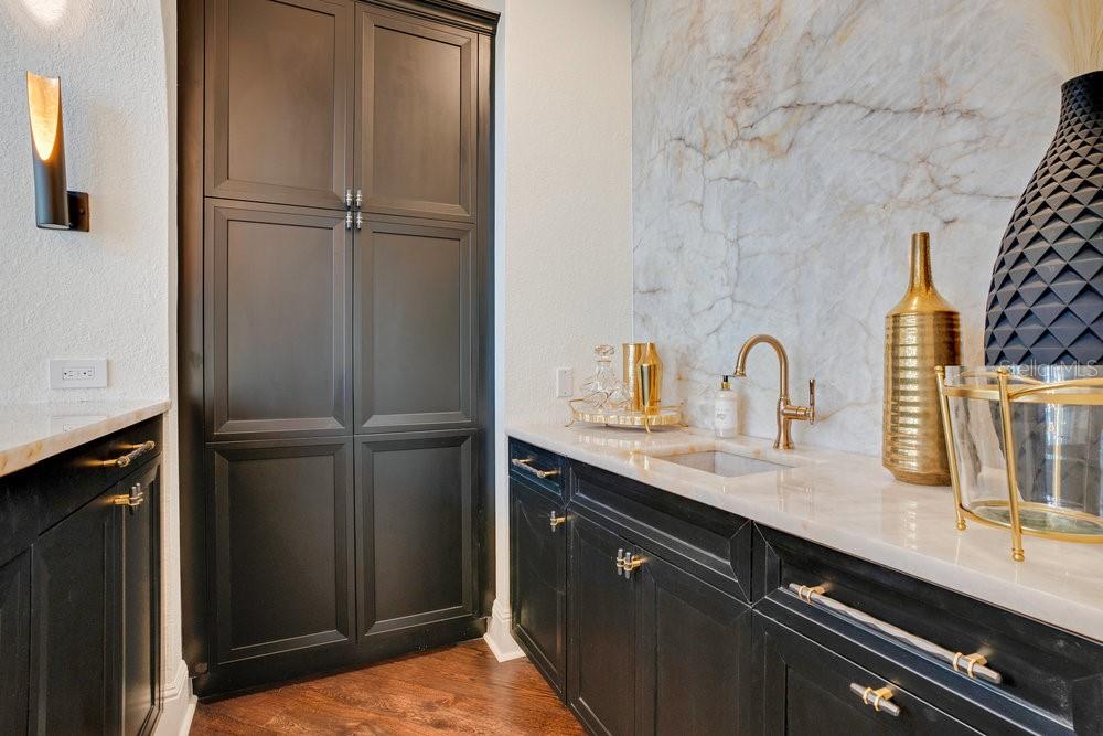 ISLEWORTH - Residential