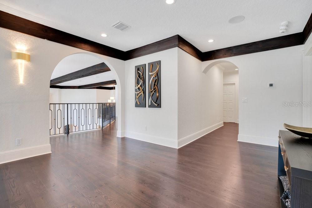 ISLEWORTH - Residential