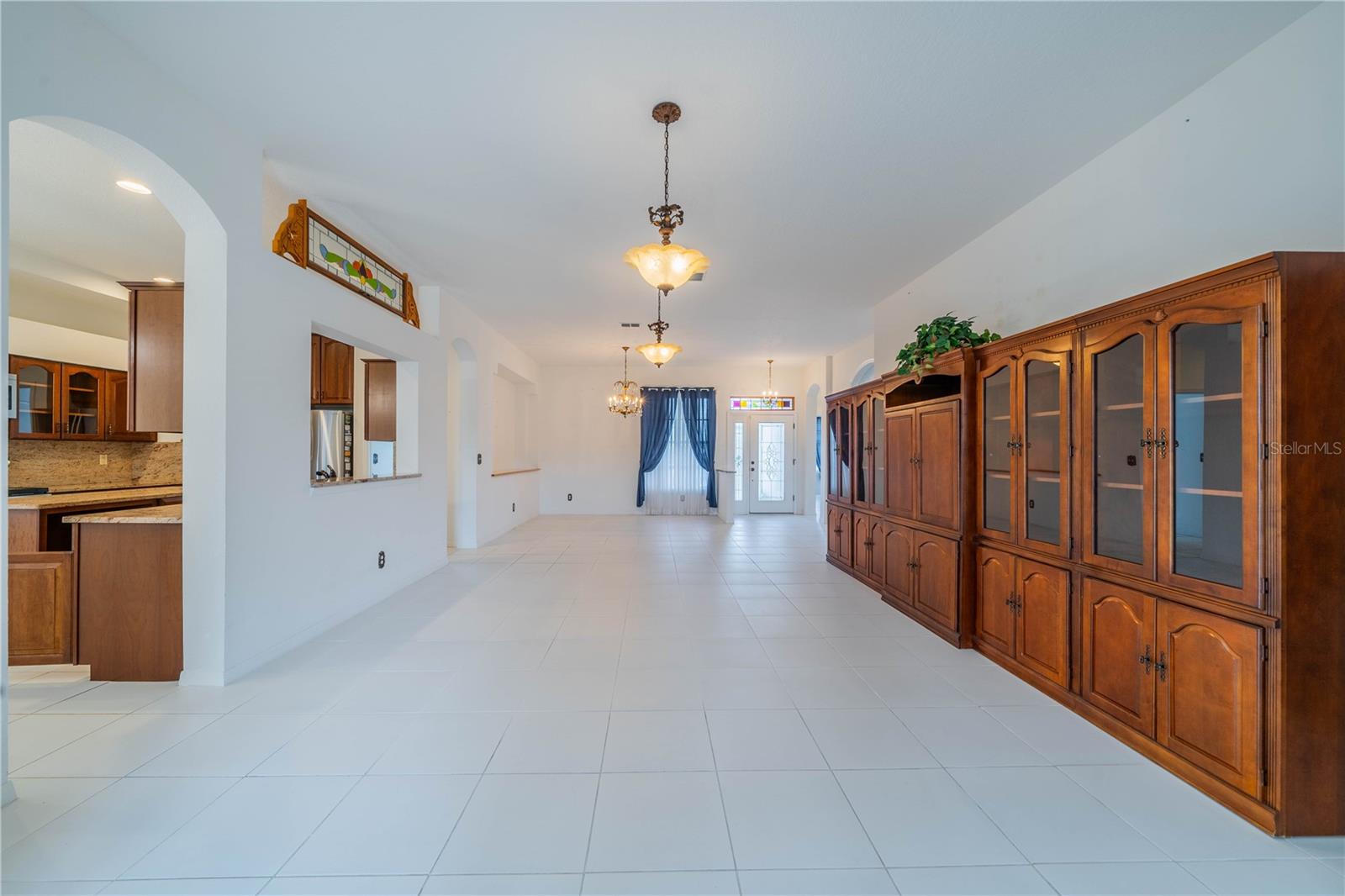 1117 VILLEROY DRIVE