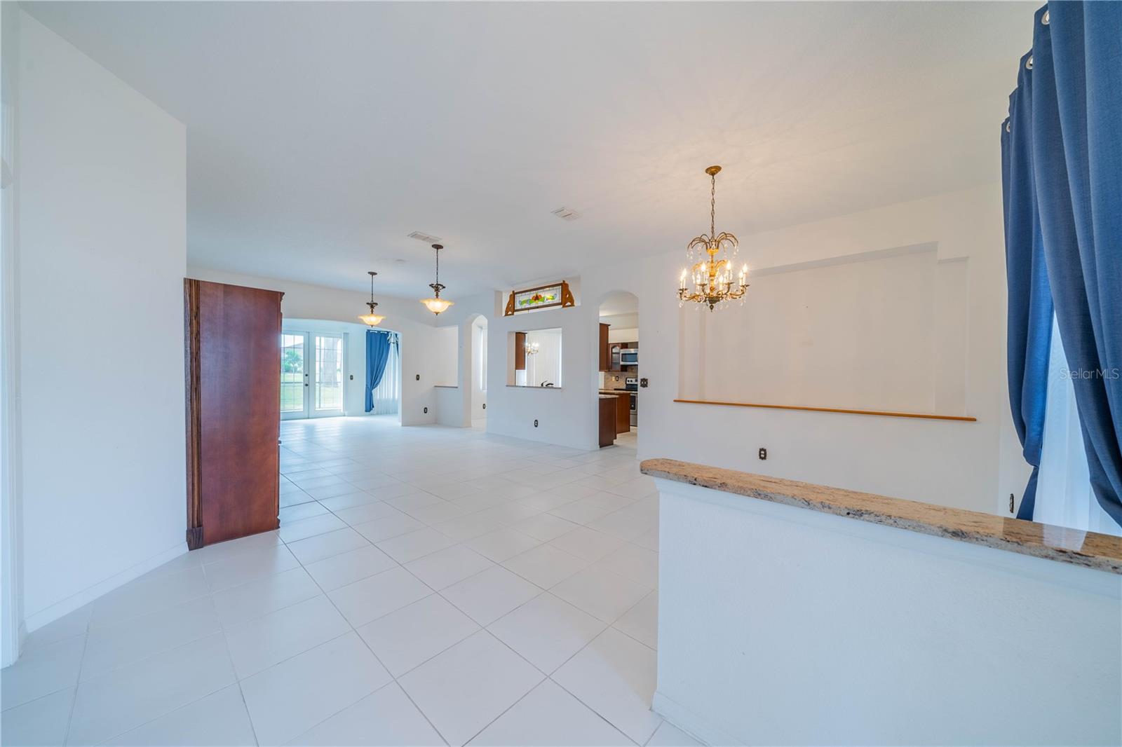 1117 VILLEROY DRIVE