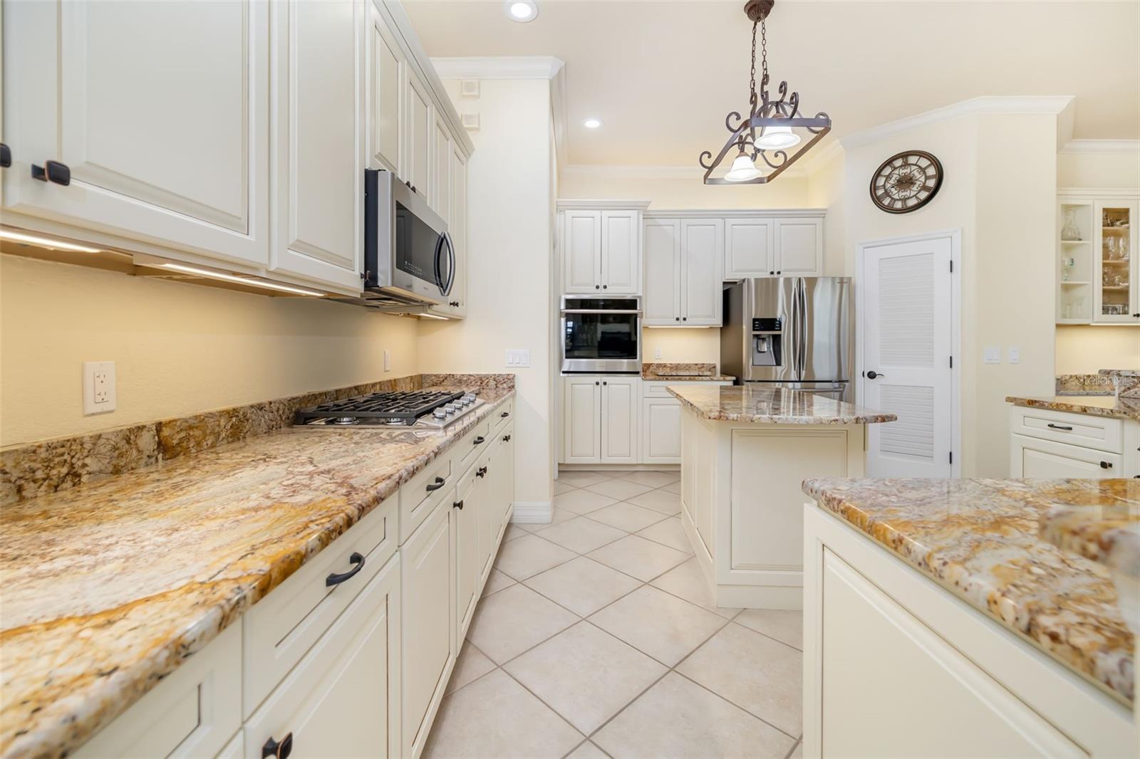 WATERLEFE GOLF & RIVER CLUB - Residential