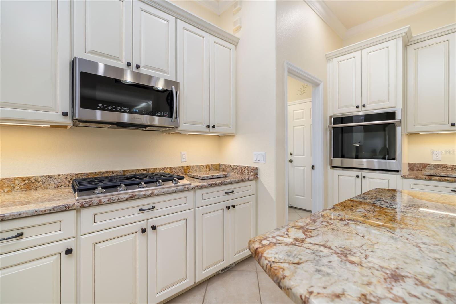 WATERLEFE GOLF & RIVER CLUB - Residential