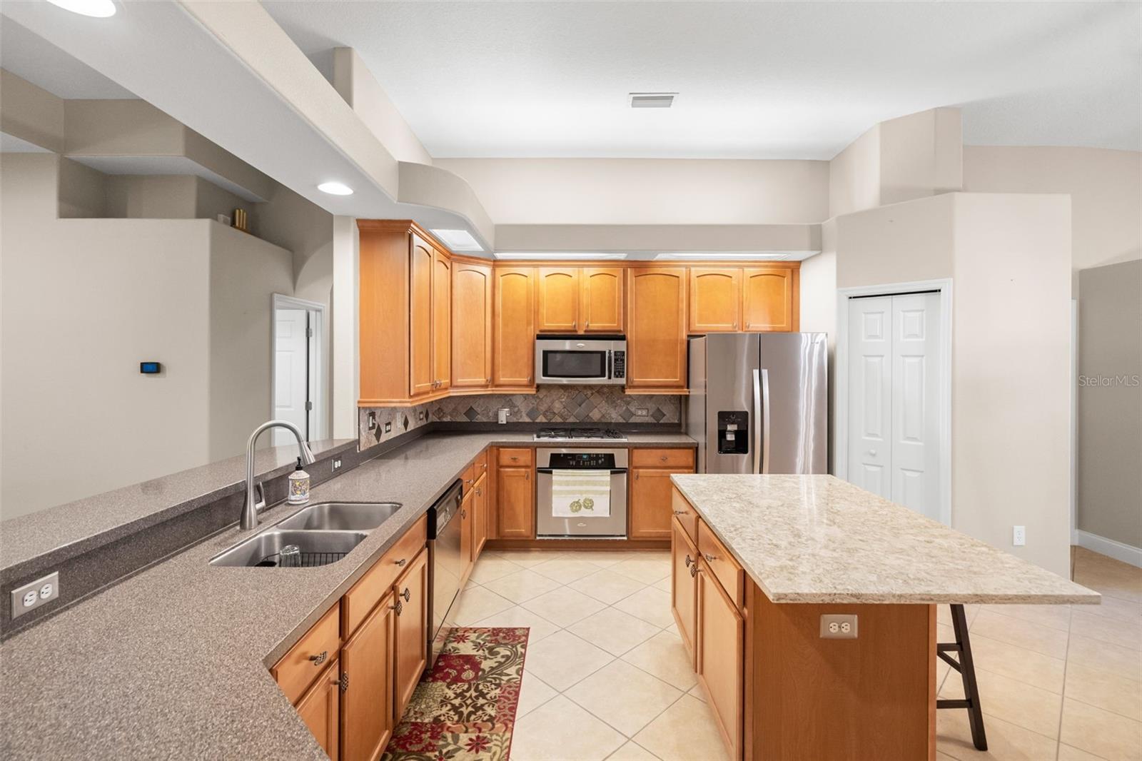STONEGATE PH 01 - Residential