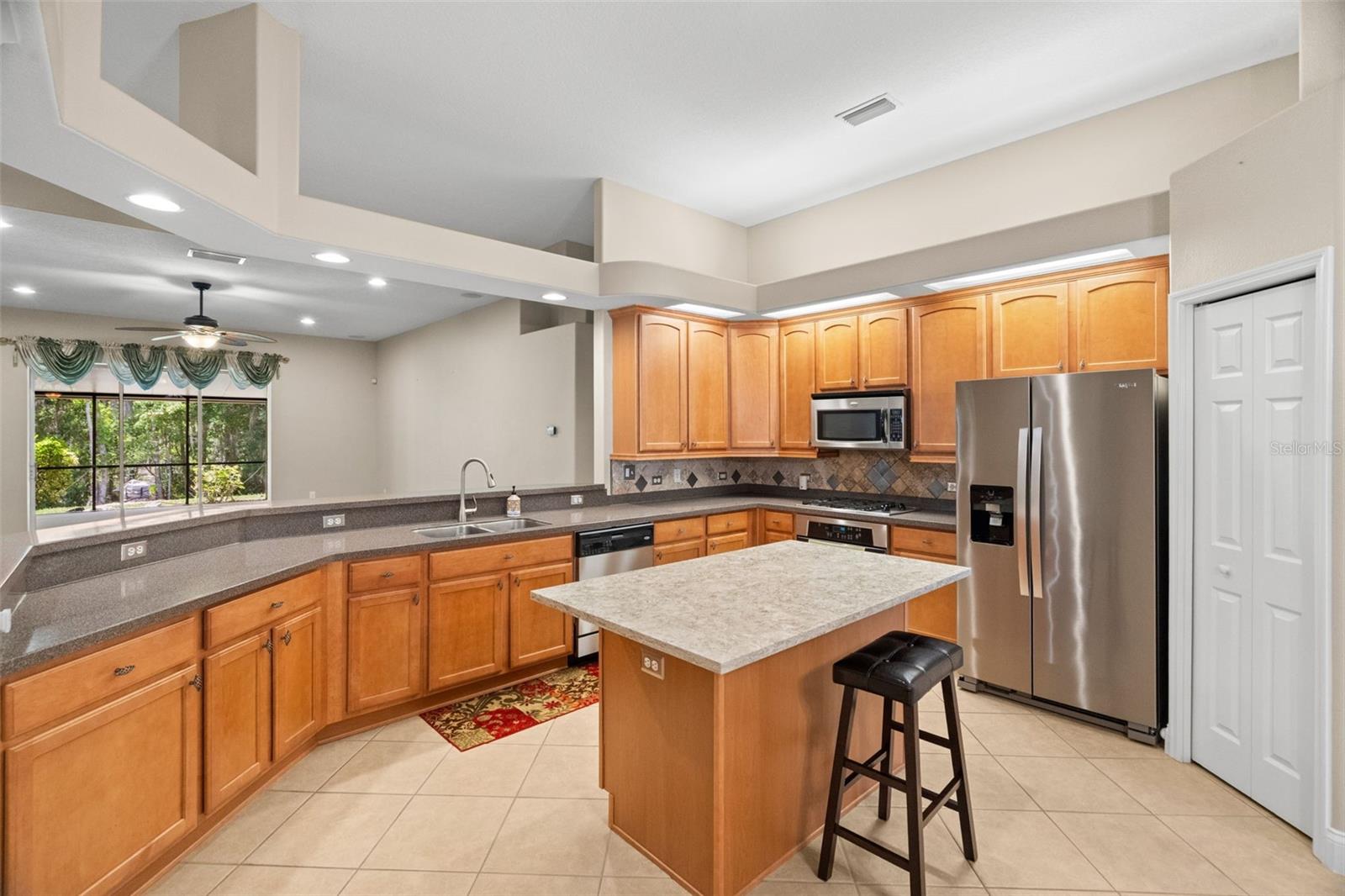 STONEGATE PH 01 - Residential