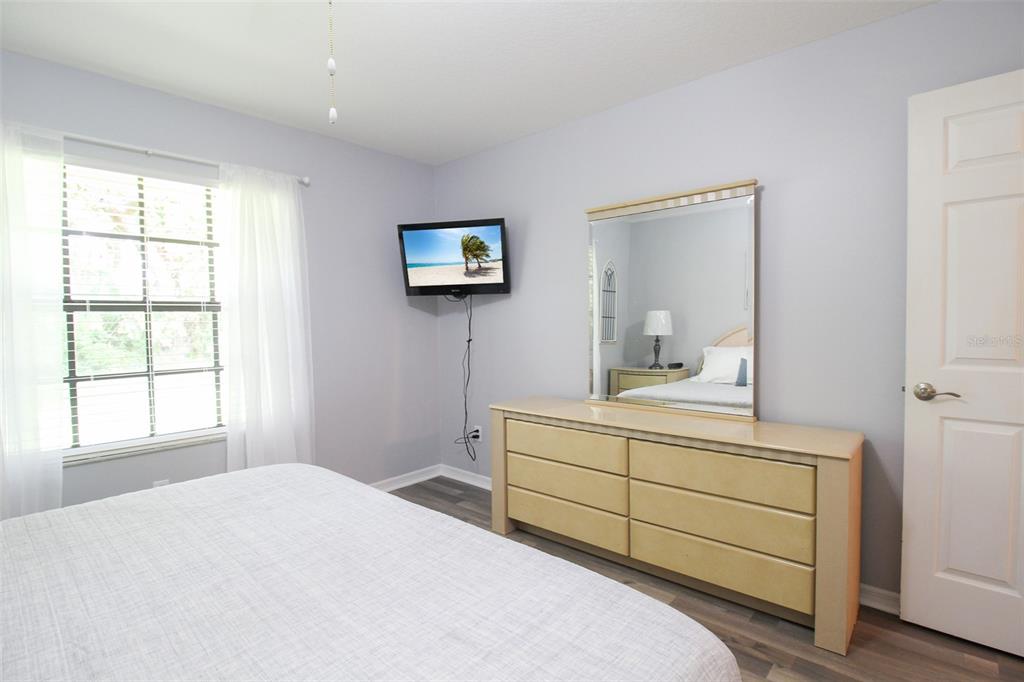 DEER RUN AT PALM VIEW - Residential Lease