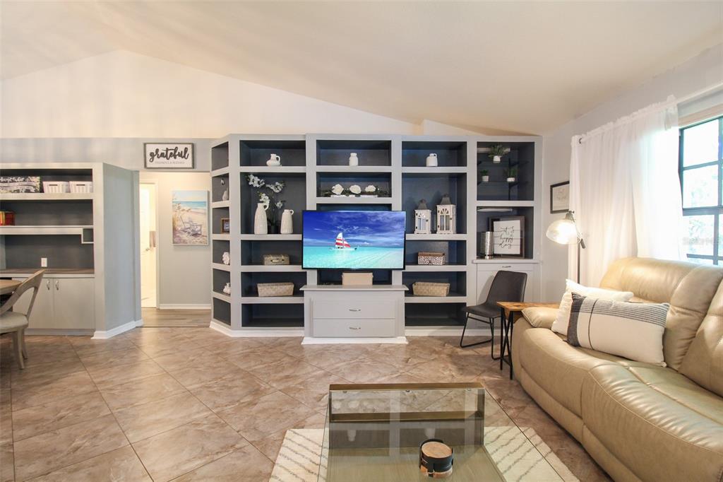 DEER RUN AT PALM VIEW - Residential Lease