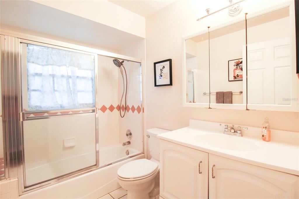 DEER RUN AT PALM VIEW - Residential Lease