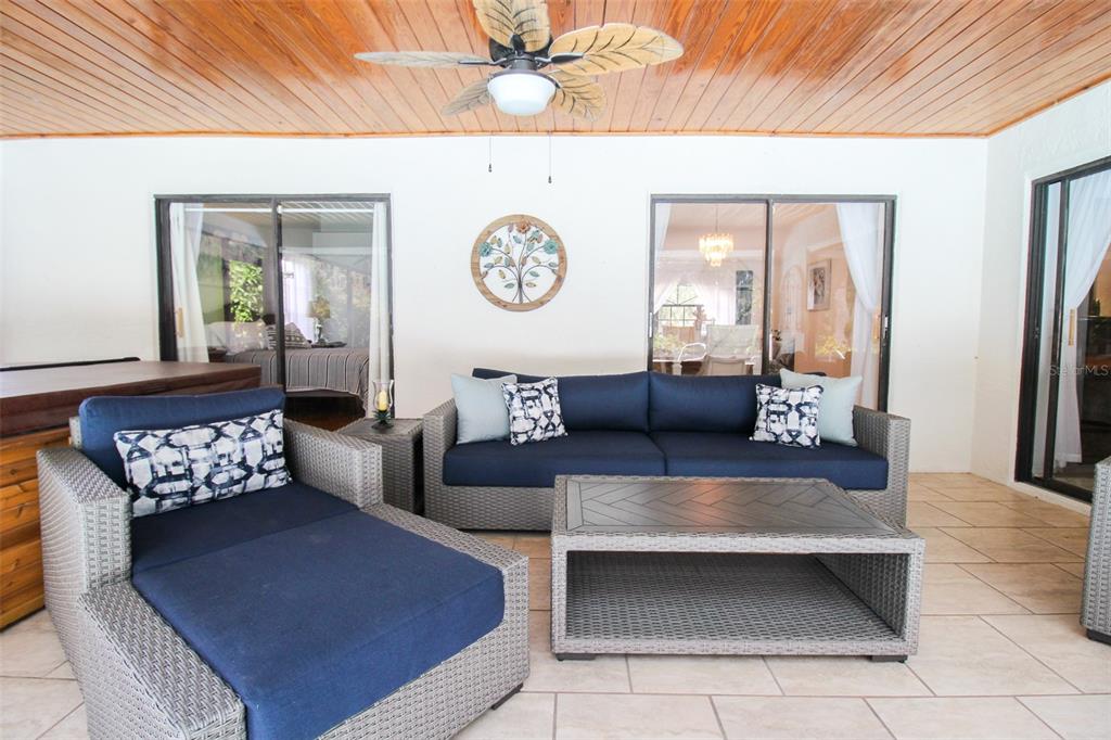 DEER RUN AT PALM VIEW - Residential Lease