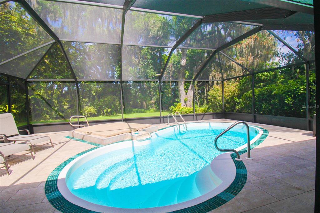 DEER RUN AT PALM VIEW - Residential Lease