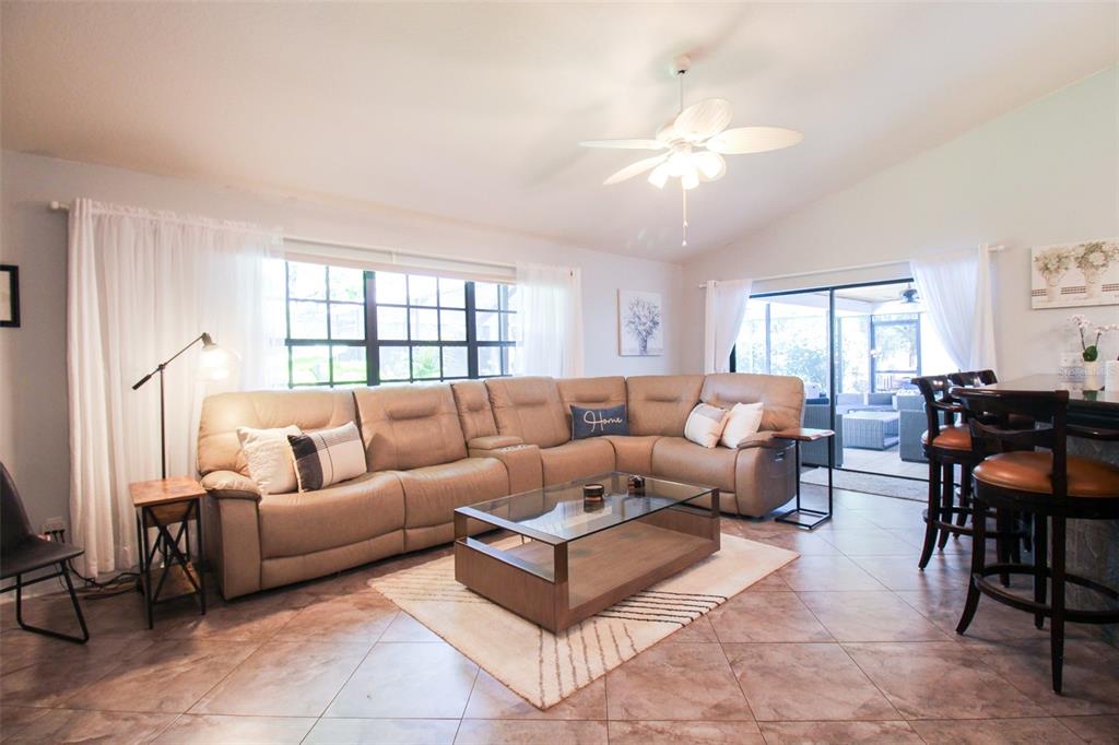 DEER RUN AT PALM VIEW - Residential Lease