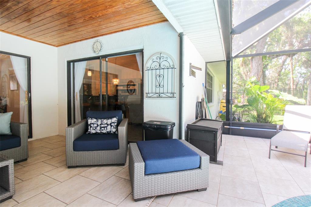 DEER RUN AT PALM VIEW - Residential Lease