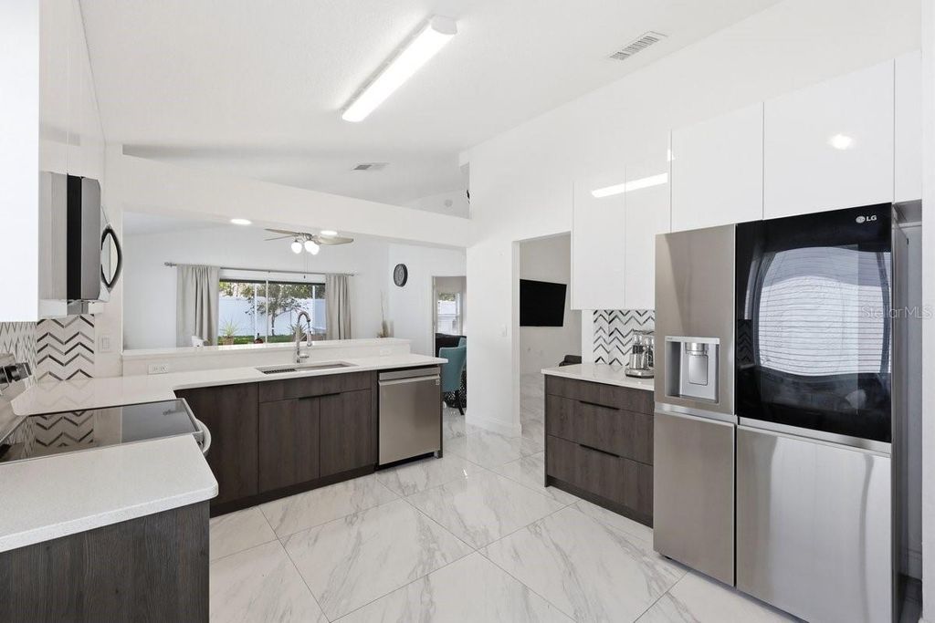 Photo of 4030 Watercove Drive, Riverview, FL 33578 (MLS # O6402280)