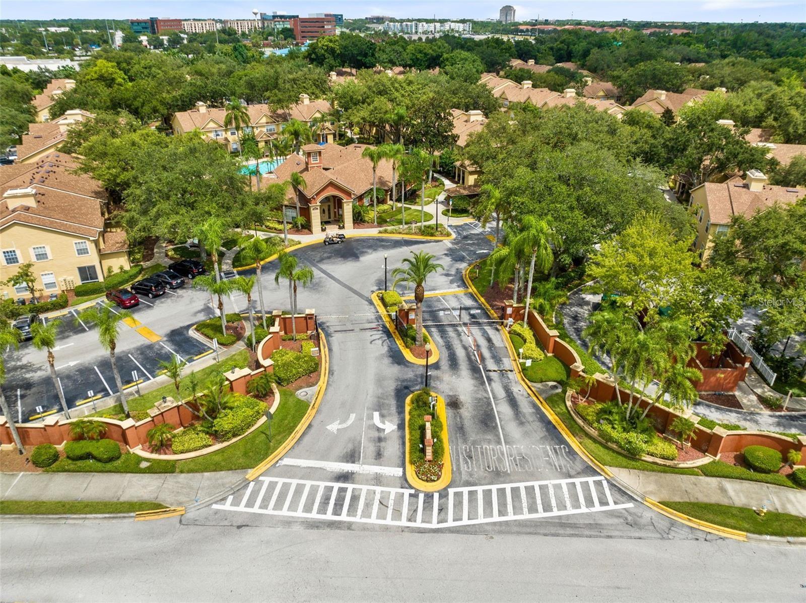 CRESCENT PLACE AT LAKE LOTUS CONDO - Residential