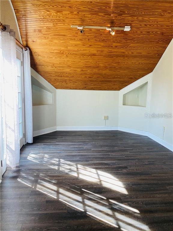 EDGEWATER TERRACE - Commercial Lease