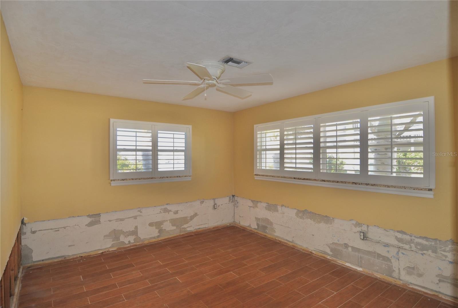 LA GUNA PARK - Residential