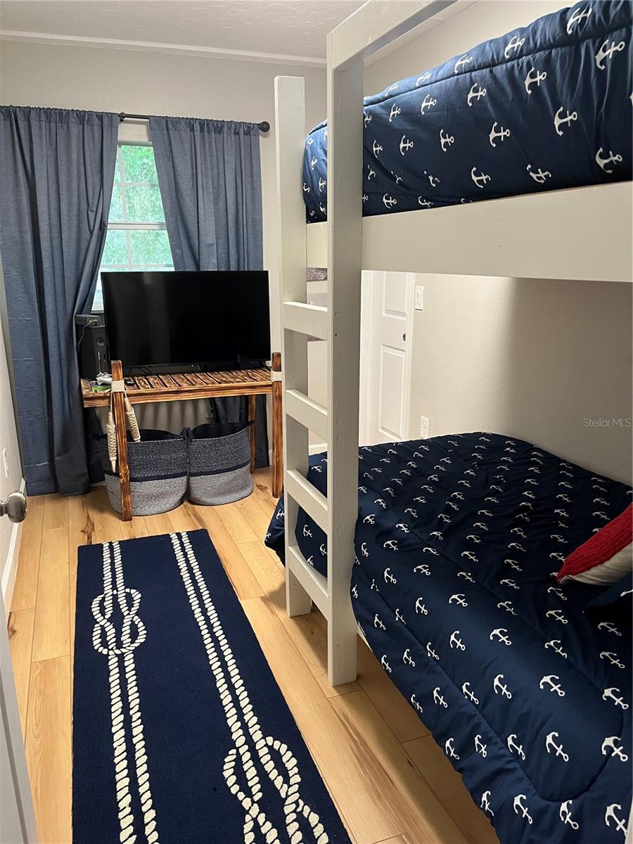 SUNSET - Residential Lease