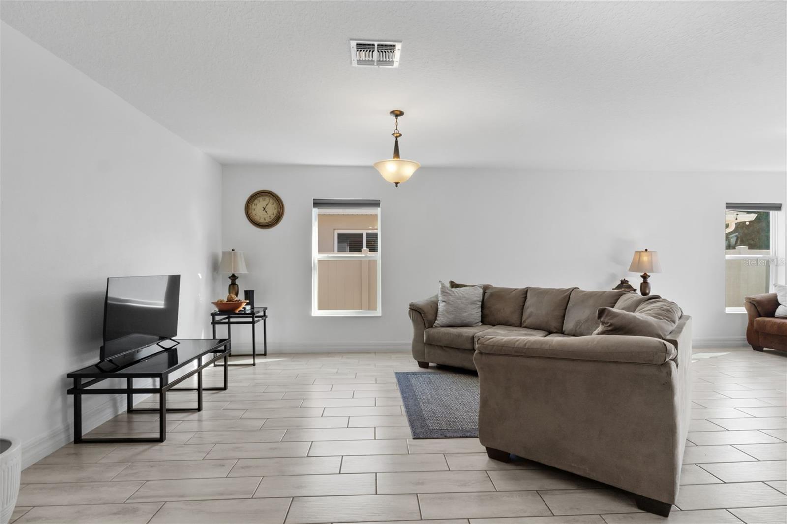 1328 POMPAY DRIVE